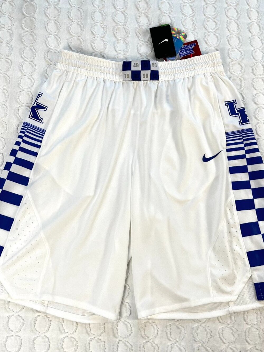 Nike Kentucky Wildcats Shorts Men's XL NWT with Defects White Blue Checker UK